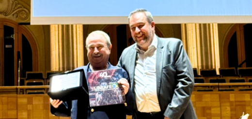 Armando de Campos Melo e homenageado em evento UBRAFE